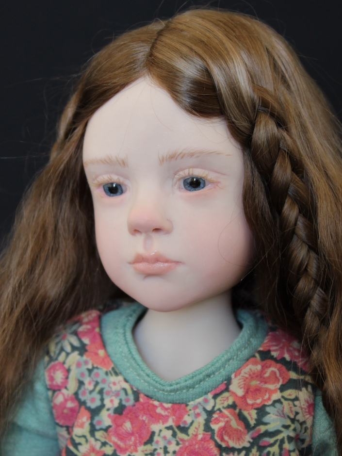 Collectible doll. Figurative sculpture by Laurence Ruet, unique articulated piece measuring 33 cm.